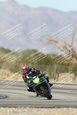 media/Dec-01-2025-Moto Forza (Mon) [[2daa91e15f]]/2-Intermediate Group/Session 3 (Turn 3)/